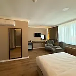 Ersa Hotel