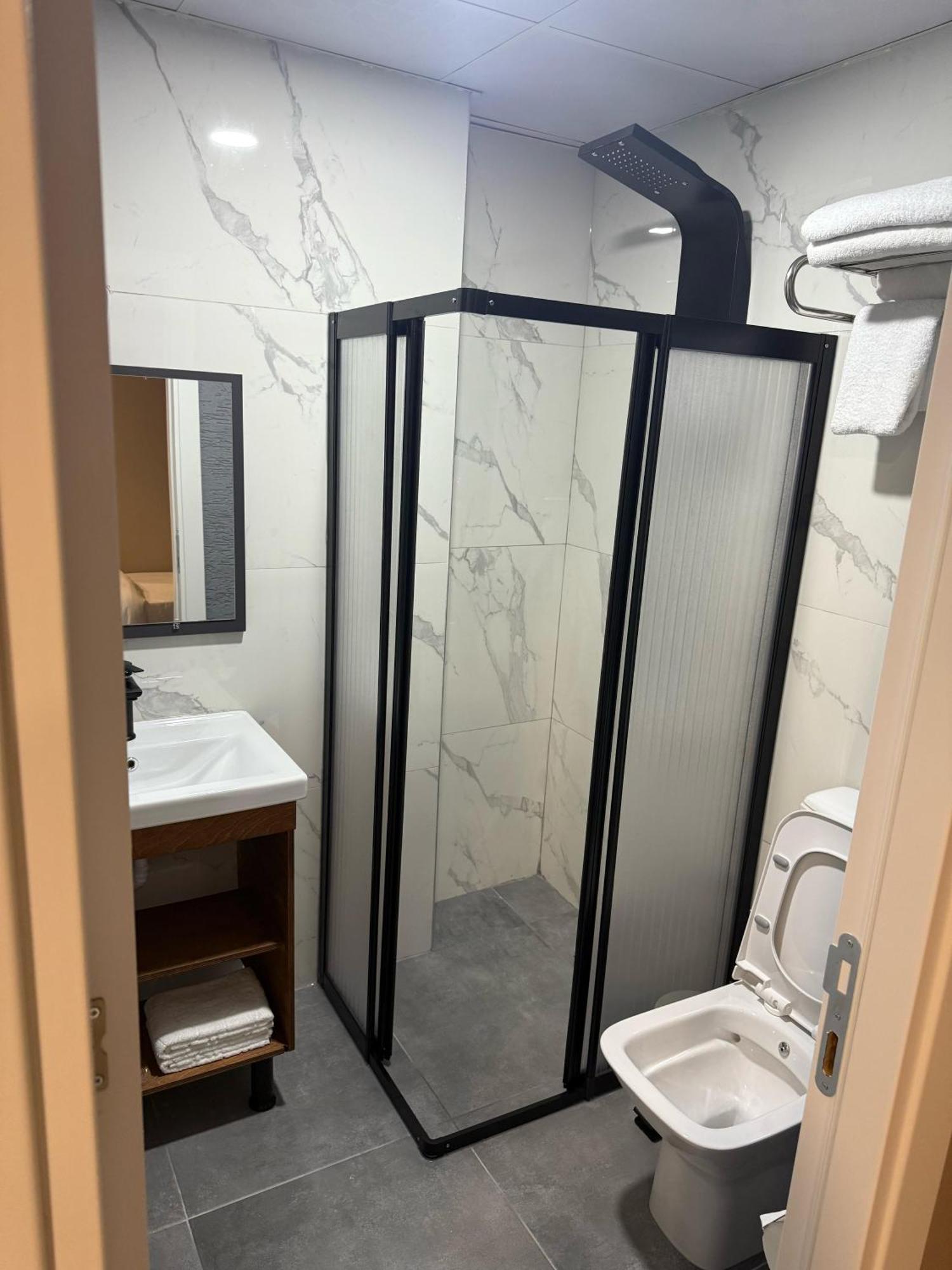 Hotel Ersa 3*